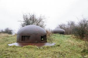 Ligne Maginot - DENTING - A28 - (Ouvrage d'infanterie) - Bloc 3
Fausse cloche et cloche GFM