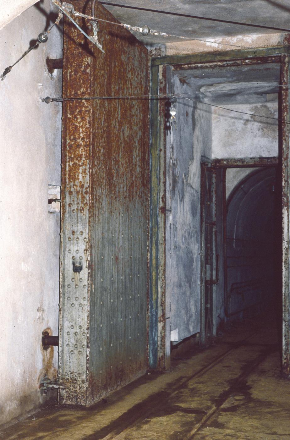Ligne Maginot - ANZELING - A25 - (Ouvrage d'artillerie) - La porte pare-souffle - MANSUY Michel