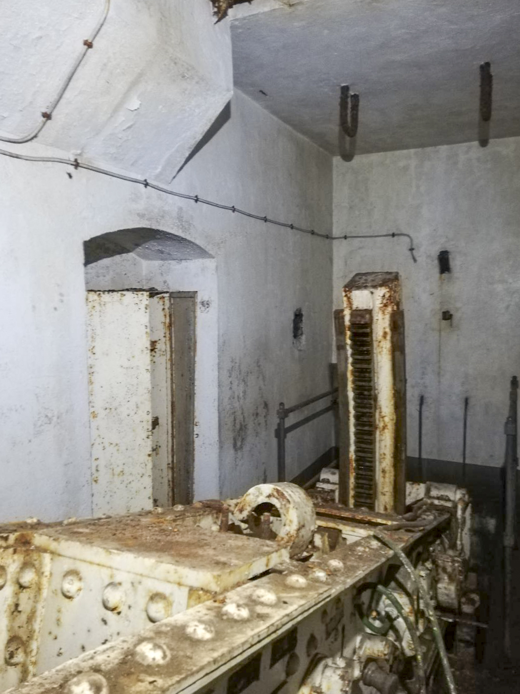 Ligne Maginot - DENTING - A28 - (Ouvrage d'infanterie) - Bloc 3 
Balancier - Blackmamba73