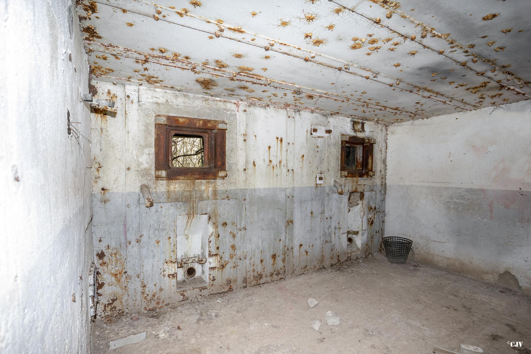 Ligne Maginot - MENSKIRCH - C57 - (Casemate d'infanterie - double) -  - Lia VERMEULEN