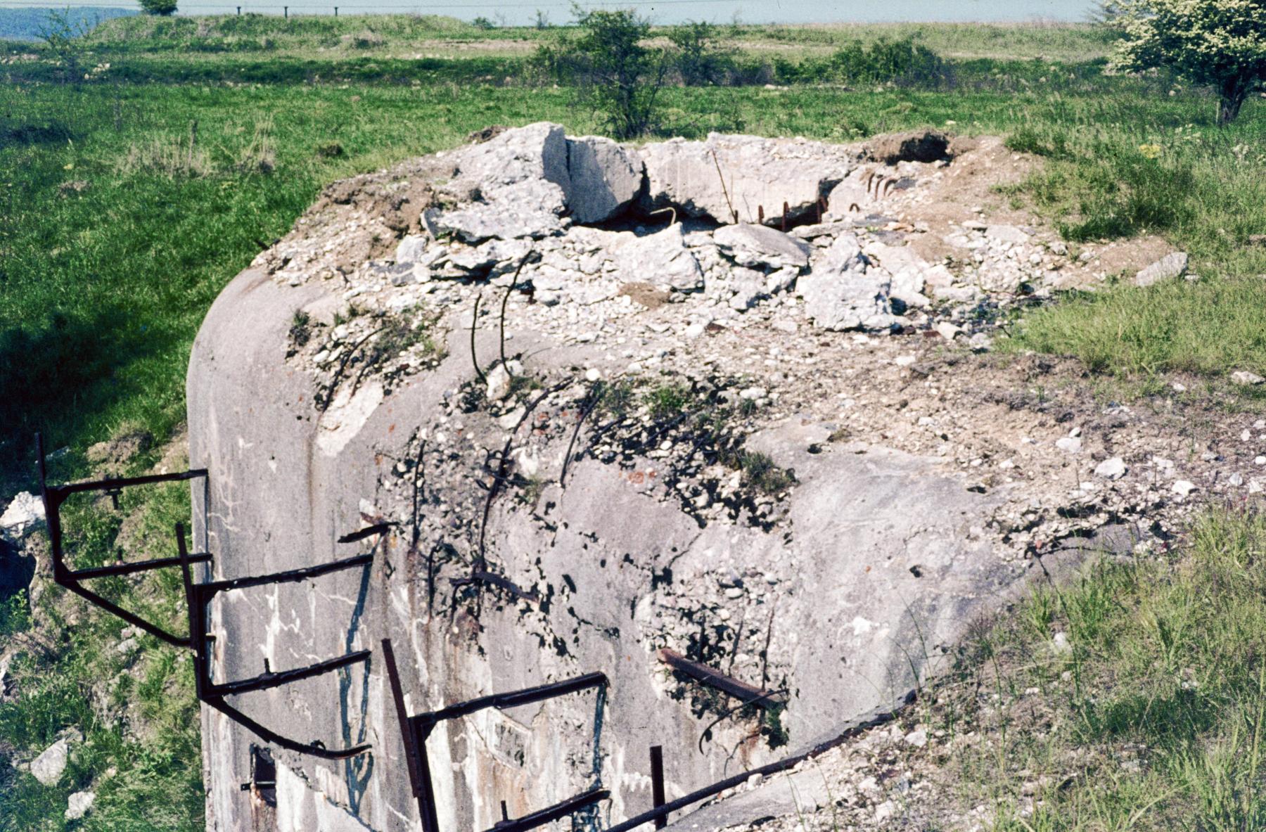 Ligne Maginot - MOTTENBERG - A33 - (Ouvrage d'infanterie) - Bloc 2 - MANSUY Michel