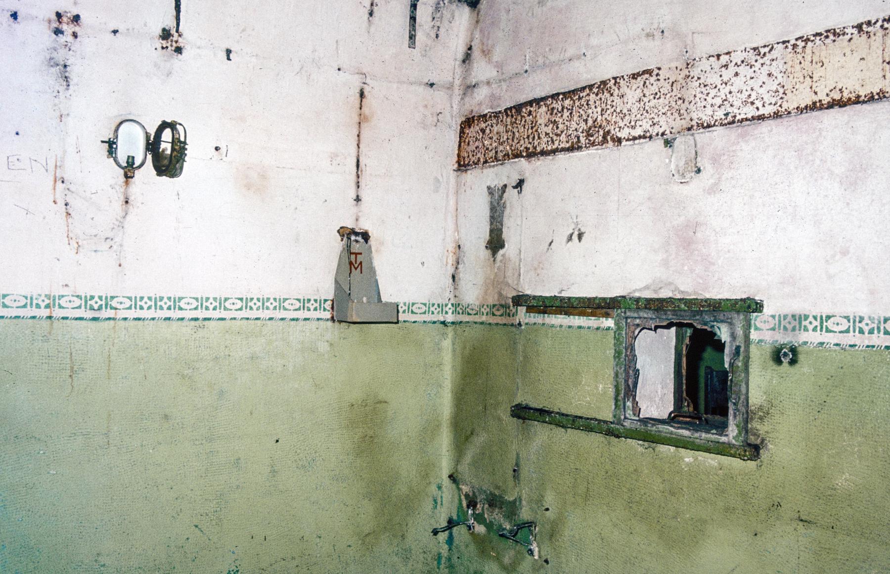 Ligne Maginot - MOTTENBERG - A33 - (Ouvrage d'infanterie) - PC - MANSUY Michel