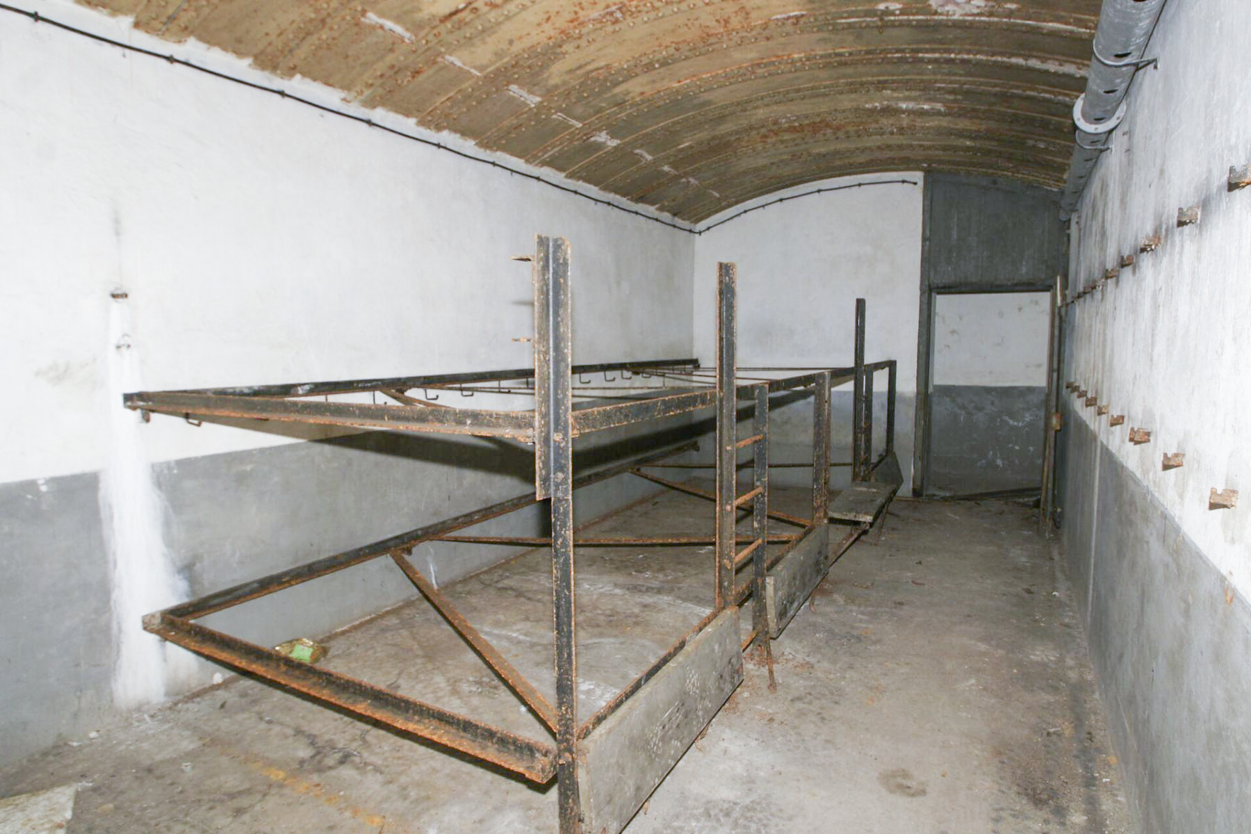 Ligne Maginot - DONAU - (Abri) - 1ère Chambre de troupe pour 16 hommes - duomaxw