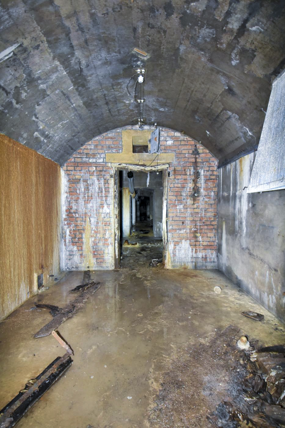 Ligne Maginot - FORT JEANNE D'ARC (3° ARMEE) - (PC de Région Fortifiée) - Batterie gauche pour obusiers de 15 cm - Ludovic KNAPP