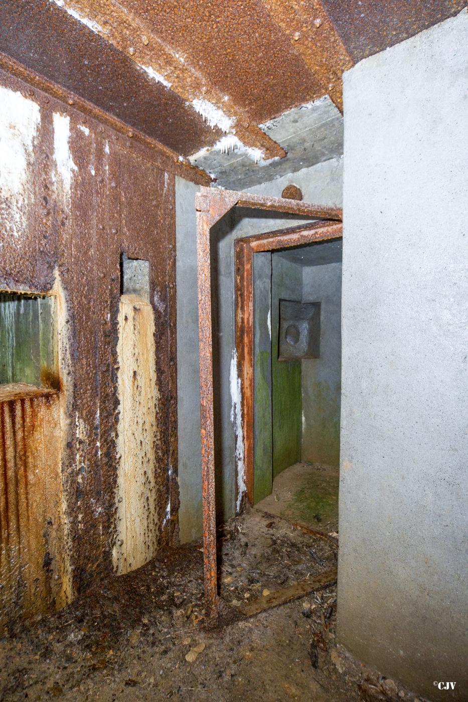 Ligne Maginot - A28 - ROUTE DE L'INSPECTEUR EST - (Blockhaus pour canon) -  - Lia VERMEULEN