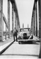 Ligne Maginot - VF60 - LIAISON SAINT-HUBERT / REINANGE - (RESEAU - Voie 60 - Antenne ou rocade ferroviaire) - PONT DE LAMPEN NORD
Photo du pont alors en construction, noter la séparation de la partie routière et de la partie gauche destinée à la voie de 60 non encore posée. (1933?)