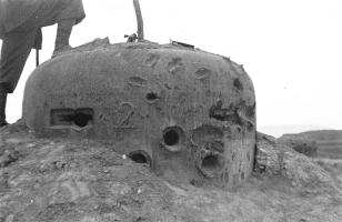 Ligne Maginot - ASCHBACH EST - O2 - (Casemate d'infanterie - Double) - La casemate après les combats
La cloche VDP