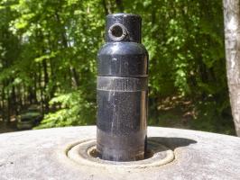 Ligne Maginot - KINDELBERG (QUARTIER CAMP - III/37° RIF) - (Abri) - Entrée Ouest
Cloche GFM
Périscope F1 en place