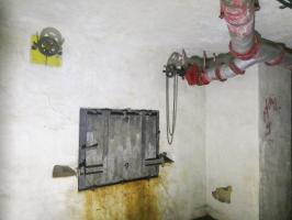 Ligne Maginot - GORDOLON (GN) - (Ouvrage d'artillerie) - Bloc 3
Réception des douilles de 75 mm avec les vannes de ventilation.
