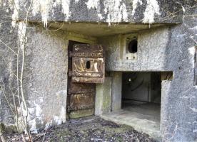 Ligne Maginot - A44 - REGNIOWEZ - (Blockhaus pour canon) - 