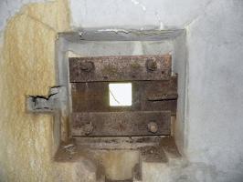 Ligne Maginot - A57 - AVANCÉE DE ROCROI - (Blockhaus pour canon) - Façade arrière:  créneau FM
