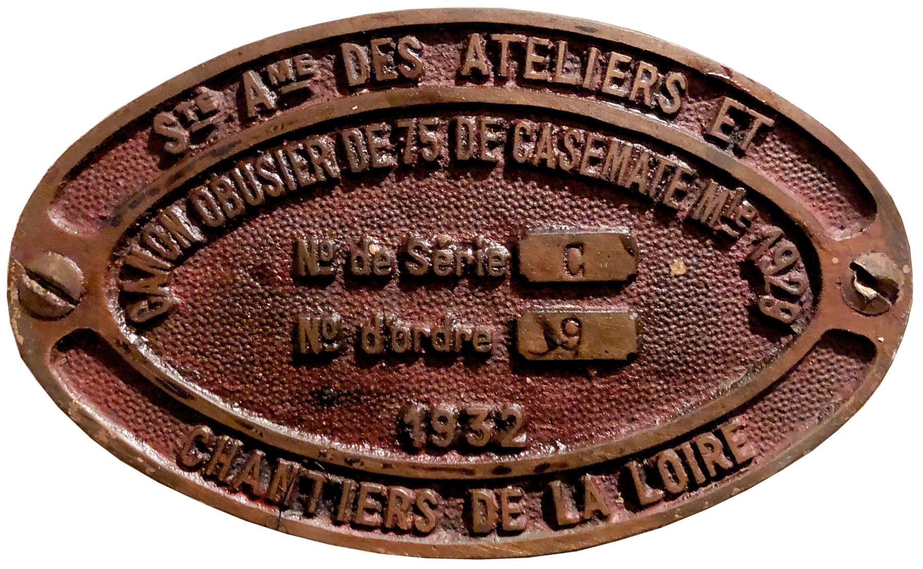 Ligne Maginot - Canon-obusier de 75 mm modèle 1929 - Ouvrage du Hackenberg
Plaque constructeur 