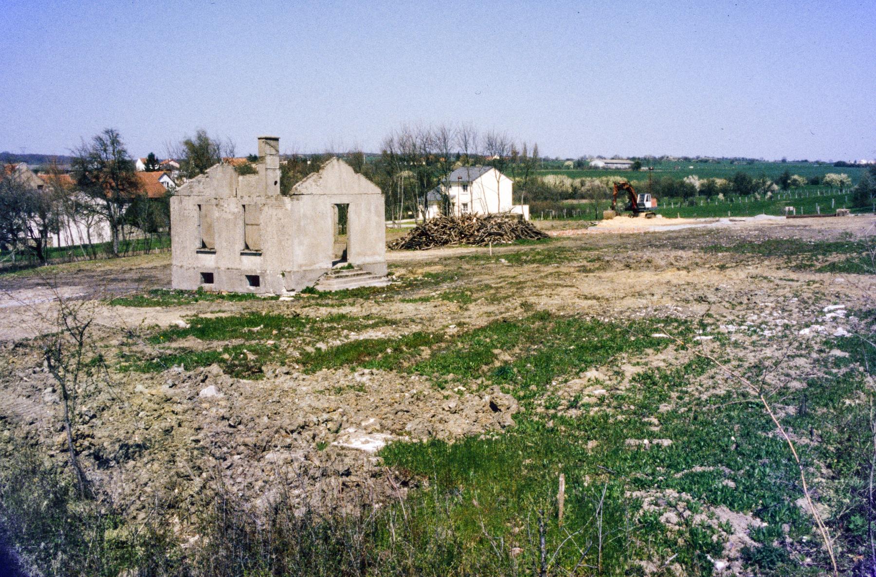 Ligne Maginot - TETING SUD  - (Casernement) - Terrain nettoyé - MANSUY Michel