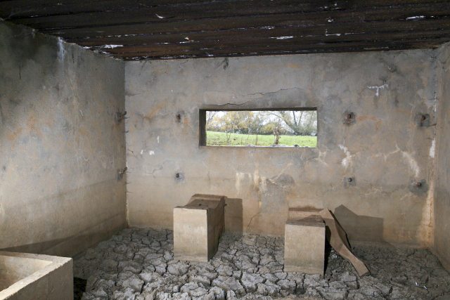 Ligne Maginot - CB122 - HASLOCH - (Blockhaus pour canon) - Le support pour la pièce antichar - www.arnaultjl-photo.com