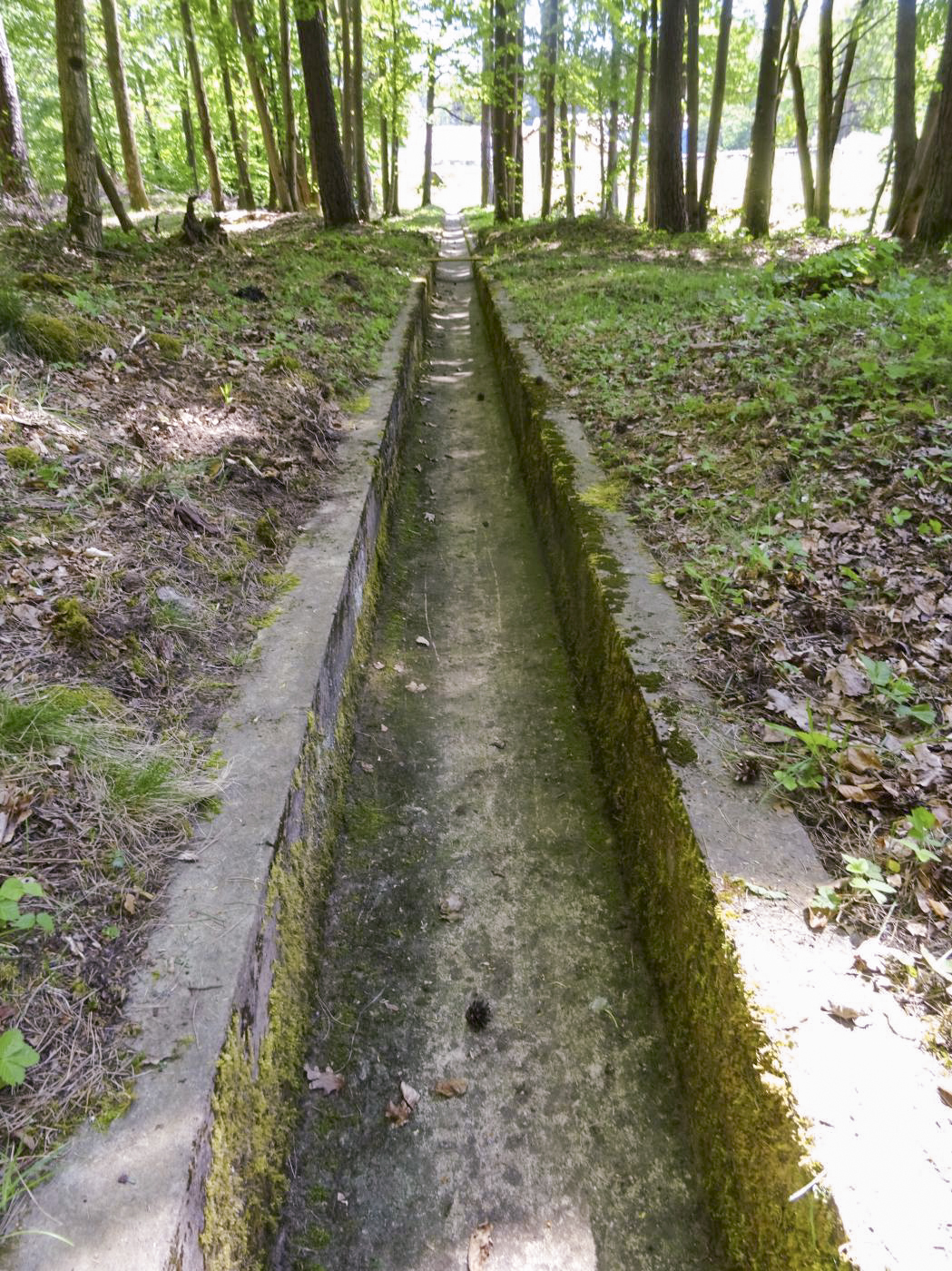 Ligne Maginot - KINDELBERG (QUARTIER CAMP - III/37° RIF) - (Abri) - L'égout - ammagsdr