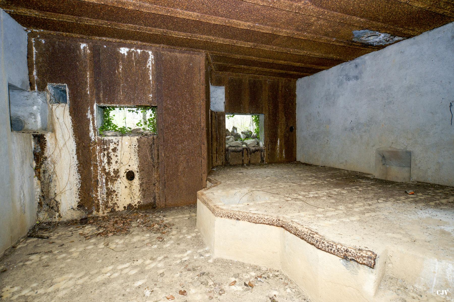Ligne Maginot - A32 - LA CARRIERE - (Blockhaus pour canon) - Chambre de tir Ouest - Lia VERMEULEN