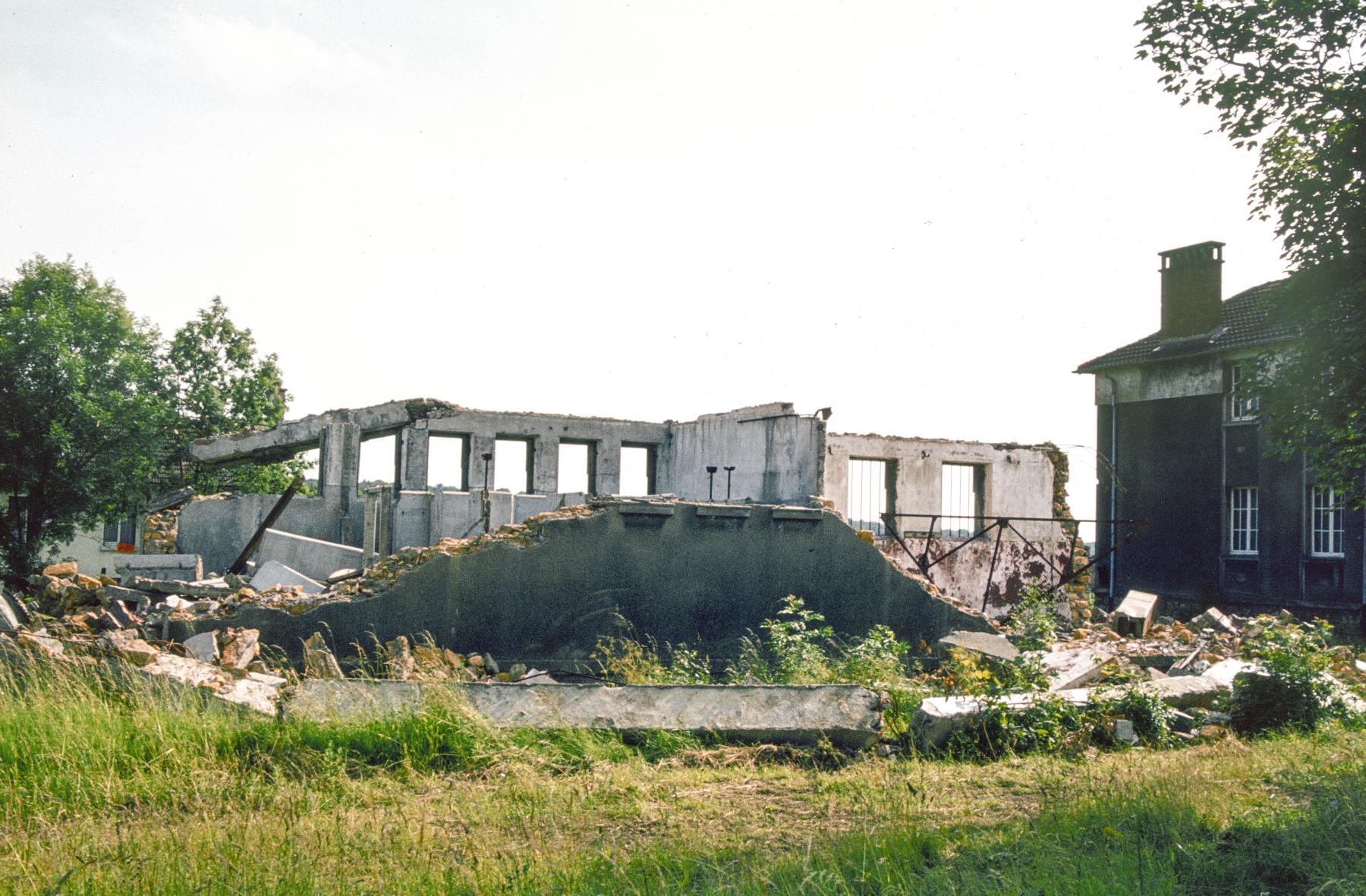 Ligne Maginot - ZIMMING CAMP - (Camp de sureté) - Démolition du bâtiment sanitaire - MANSUY Michel
