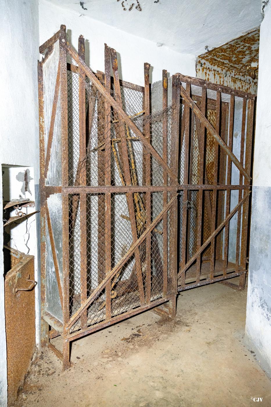 Ligne Maginot - ESCHERANGE OUEST - C37 - (Casemate d'infanterie - Simple) -  - Lia VERMEULEN