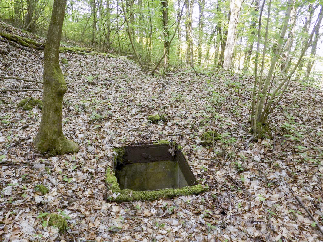 Ligne Maginot - LA VIGNETTE - (Chambre de coupure) -  - R Tucker