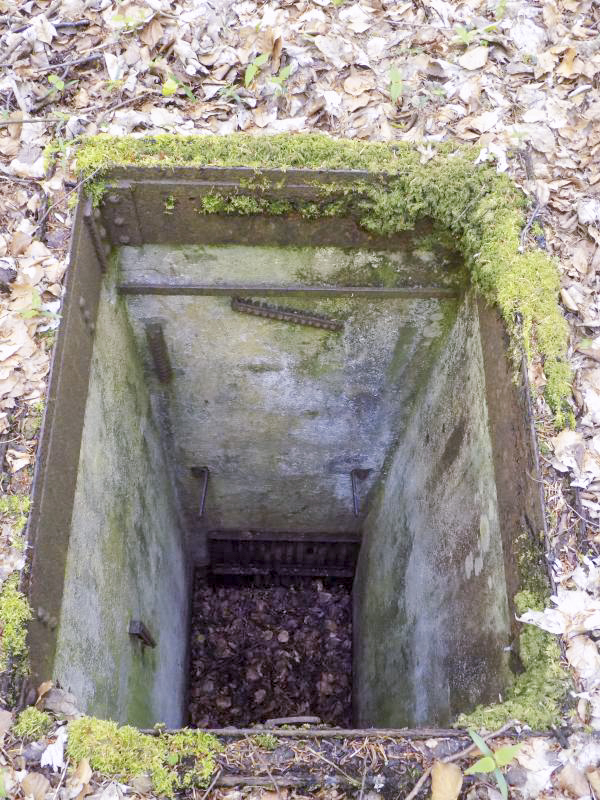 Ligne Maginot - LA VIGNETTE - (Chambre de coupure) -  - R Tucker
