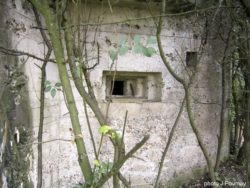 Ligne Maginot - A45 - CHATEAU ROUGE OUEST - (Blockhaus pour canon) -  - Jean POUMAY