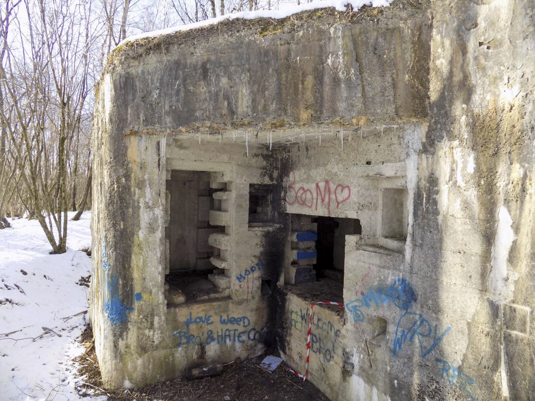 Ligne Maginot - A54 - CROIX BLONDEAU - (Blockhaus pour canon) - Les entrées hommes et AC - R Tucker