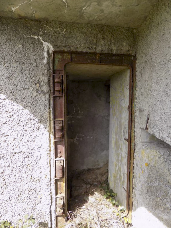 Ligne Maginot - A57 - AVANCÉE DE ROCROI - (Blockhaus pour canon) - L'entrée hommes - R Tucker