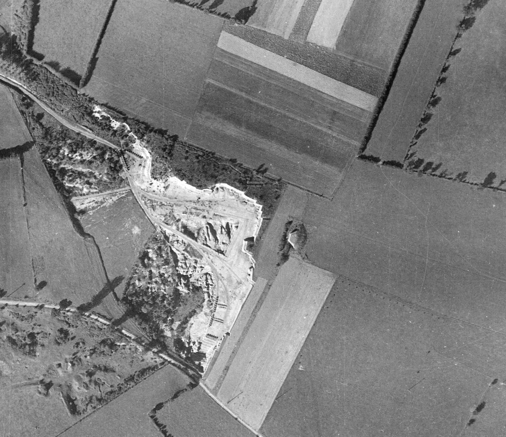 Ligne Maginot - B784 - LA SABLIERE - (Blockhaus pour canon) -  - IGN - Géoportail 1947