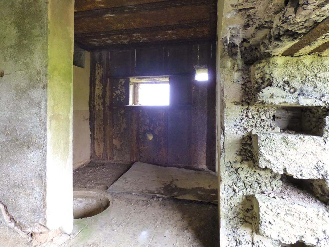 Ligne Maginot - A113 - DEMI LIEUE - (Blockhaus pour canon) -  - JMBrams