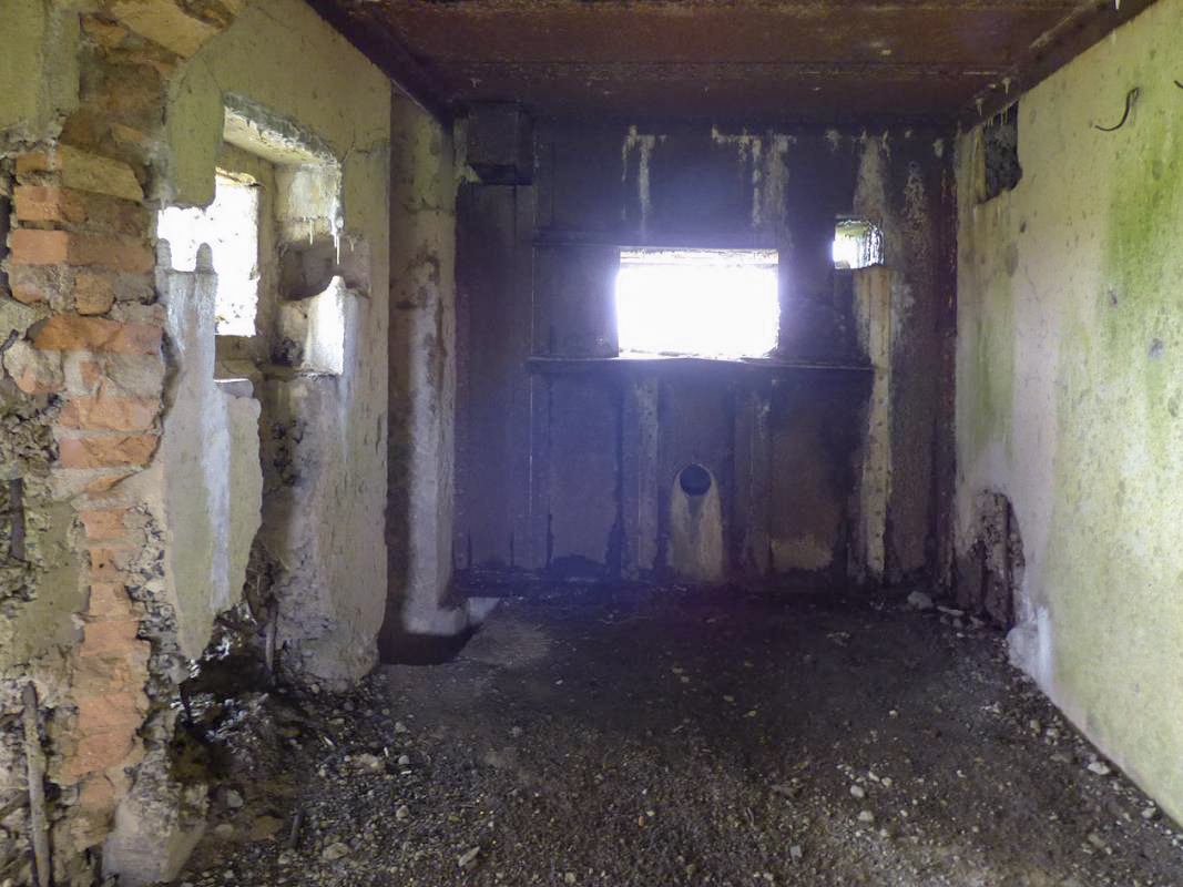 Ligne Maginot - A113 - DEMI LIEUE - (Blockhaus pour canon) -  - JMBrams