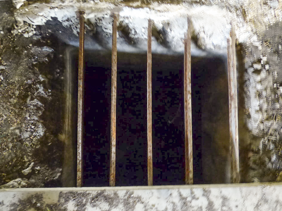 Ligne Maginot - A115 - LES CULEES SUD - (Blockhaus pour canon) - Accès au niveau inférieur - JMBrams