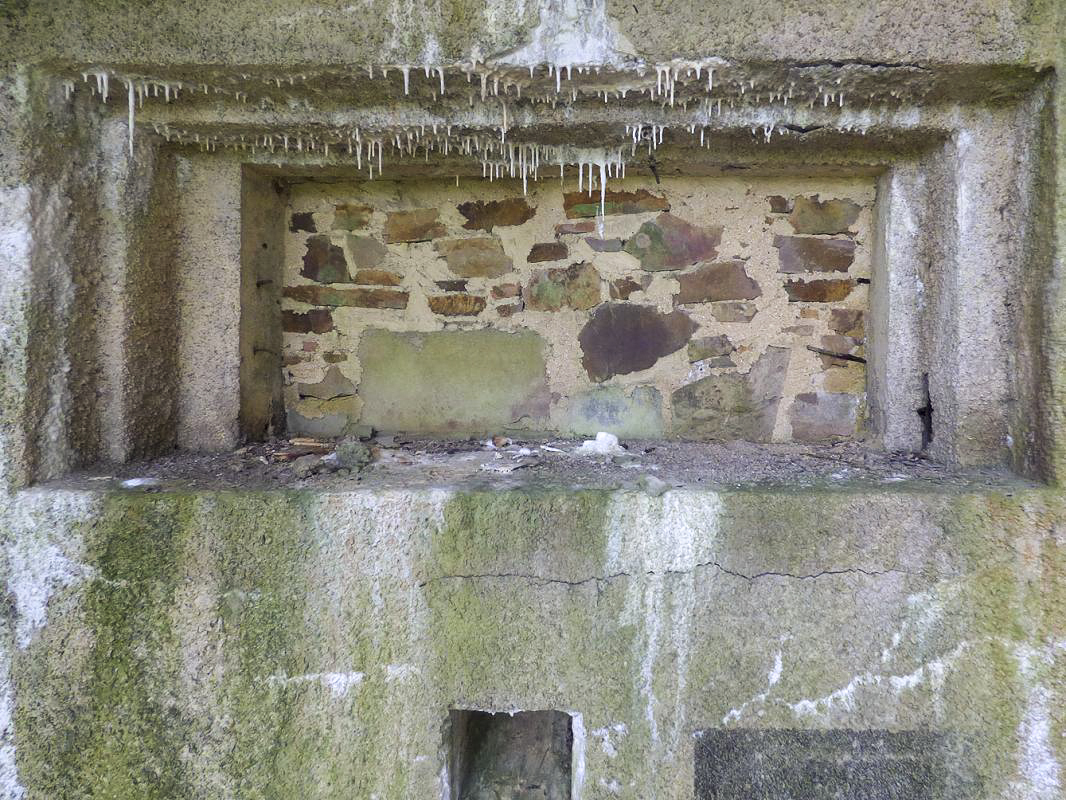 Ligne Maginot - A116 - LES ANORELLES - (Blockhaus pour canon) - L'embrasure du flanquement gauche - JMBrams