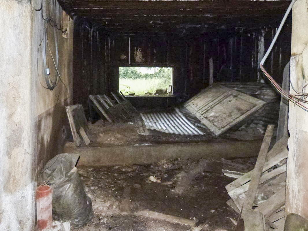 Ligne Maginot - A118 - CHAPELLE BLANCHE - (Blockhaus pour canon) - Chambre de tir AC25 droite - JMBrams