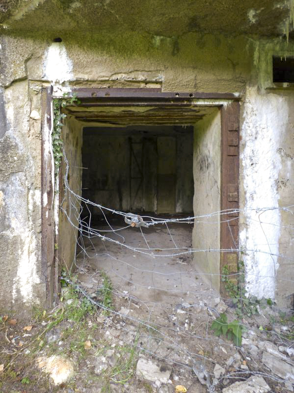 Ligne Maginot - B818 - LA TAILLE LAMBEAUX - (Blockhaus pour canon) - L'entrée du matériel - JMBrams
