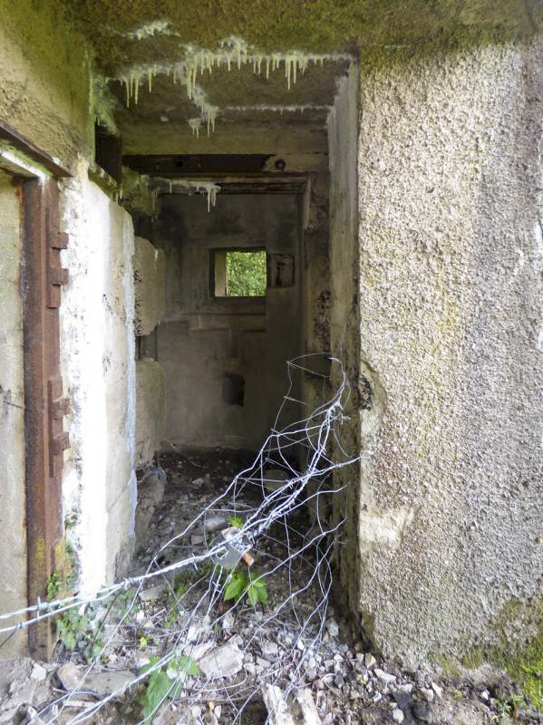 Ligne Maginot - B818 - LA TAILLE LAMBEAUX - (Blockhaus pour canon) - L'entrée des hommes - JMBrams