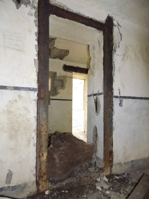 Ligne Maginot - B766 - CARREFOUR DE BLOIS - (Blockhaus pour canon) -  - JMBrams