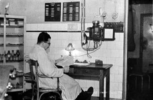 Ligne Maginot - HOCHWALD - (Ouvrage d'artillerie) - L'infirmerie
Le docteur Rothenhoefer