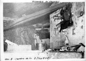 Ligne Maginot - HOCHWALD - (Ouvrage d'artillerie) - Bloc 8
Entrée munitions
Destructions allemandes