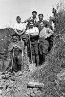 Ligne Maginot - HOCHWALD - (Ouvrage d'artillerie) - Travaux extérieurs
Mise en place d'un réseau de barbelés