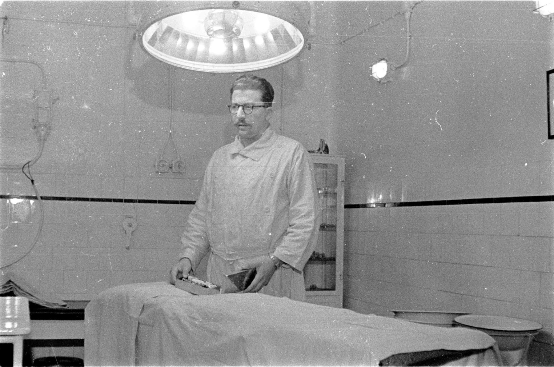 Ligne Maginot - HOCHWALD - (Ouvrage d'artillerie) - L'infirmerie
Le Dr Rothenhoefer - Albert Haas
