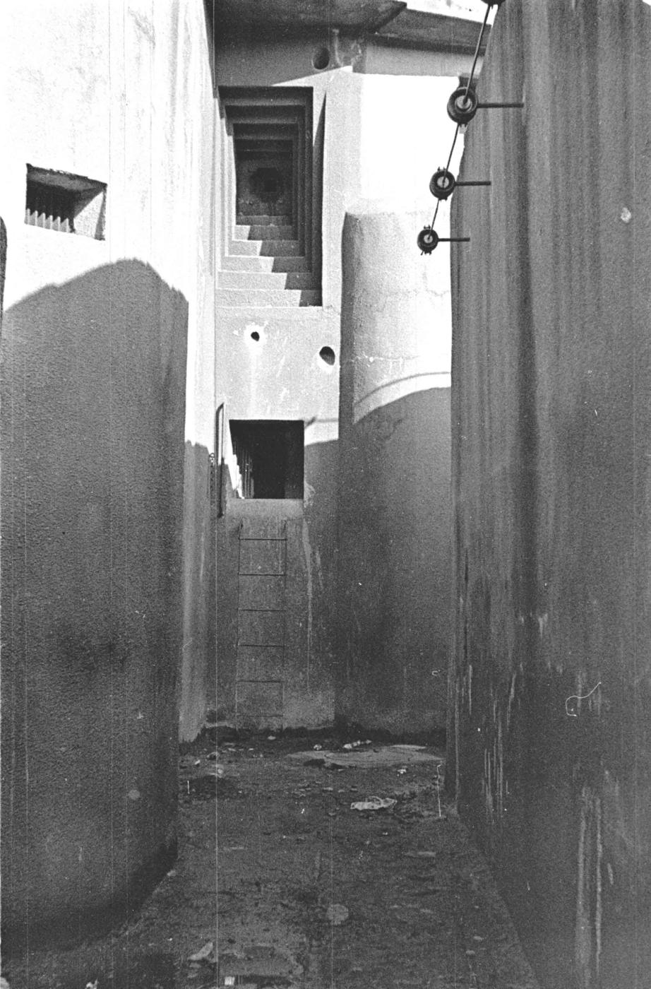 Ligne Maginot - HOCHWALD - (Ouvrage d'artillerie) - Bloc 3
Le fossé du bloc - Albert HAAS