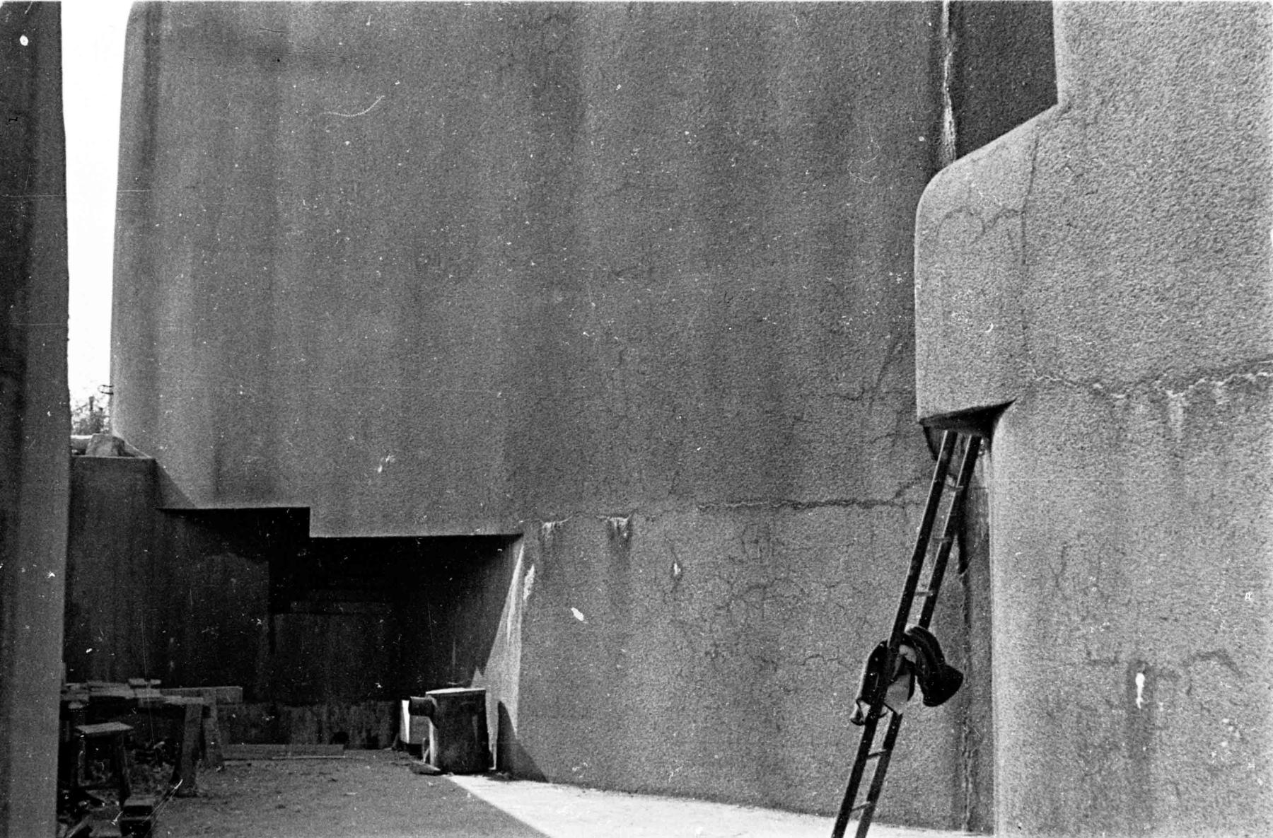 Ligne Maginot - HOCHWALD - (Ouvrage d'artillerie) - Bloc 13
Lance bombe de 135 sous casemate
 - Albert Haas