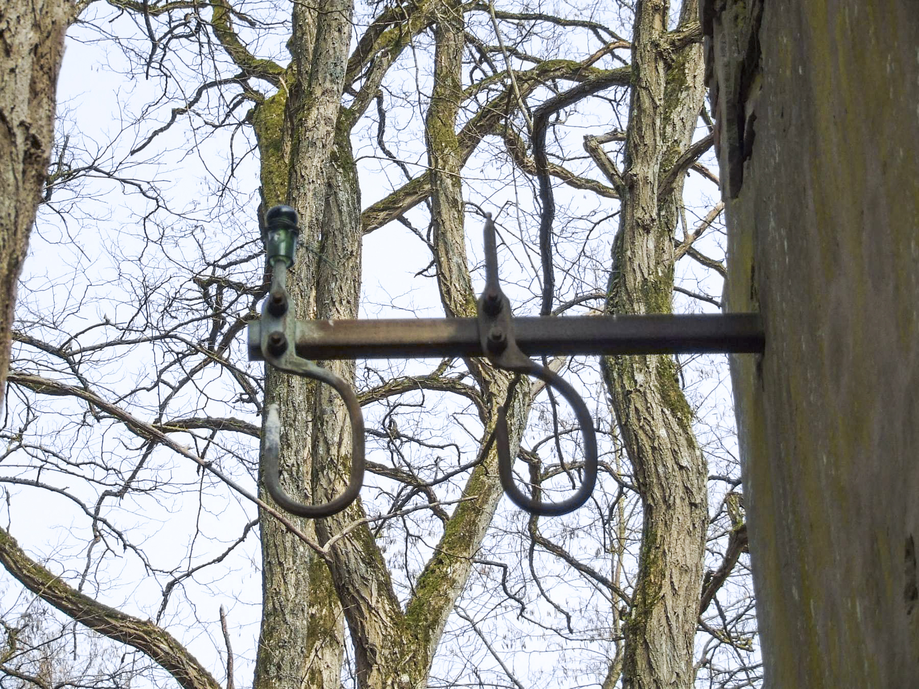 Ligne Maginot - LIEDERSCHIEDT - MAISON FORTE - (Poste GRM - Maison Forte) - Des supports pour câbles téléphoniques. - STENGER Mathieu