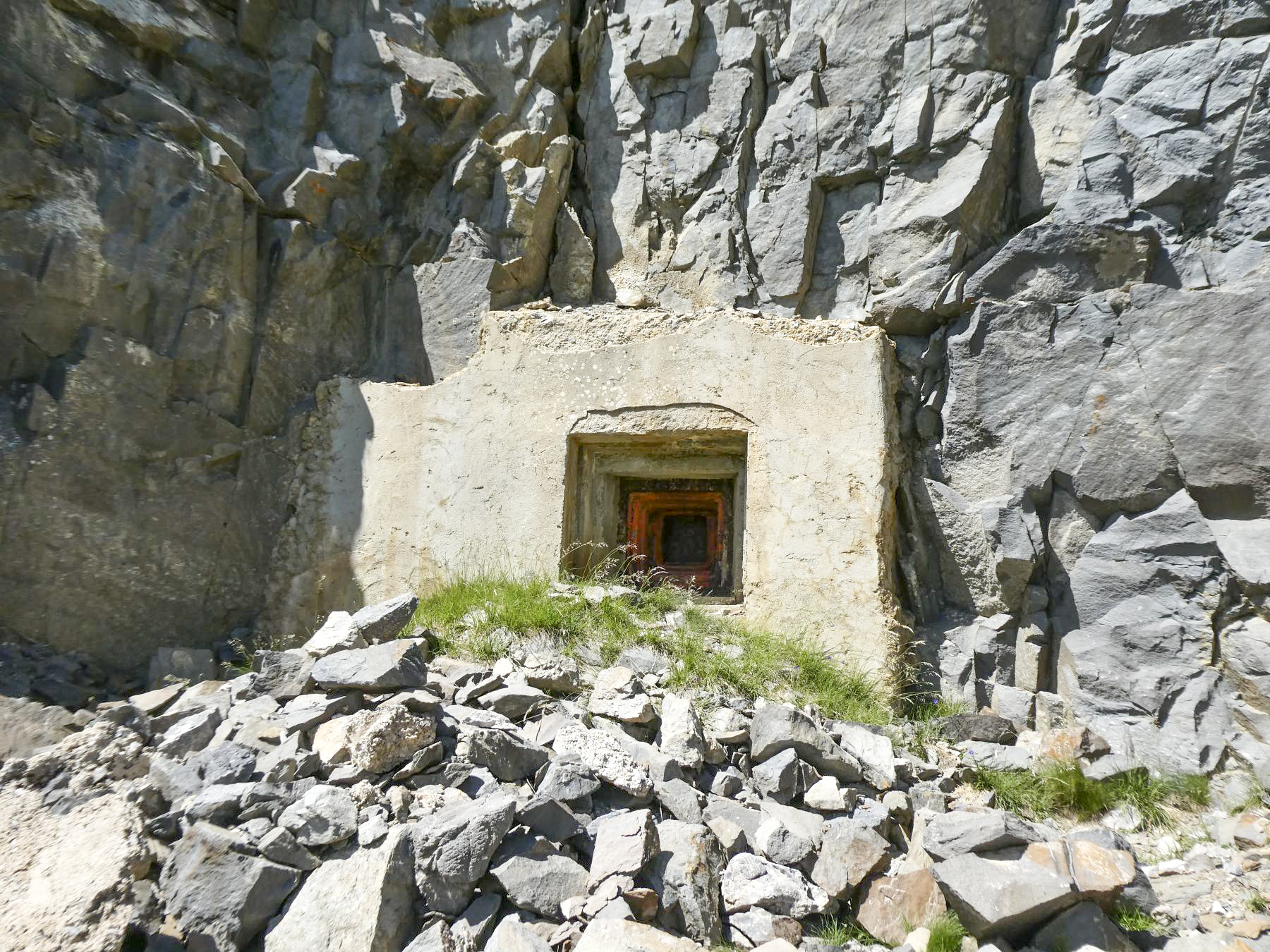 Ligne Maginot - COL DE BUFFERE - (Ouvrage d'infanterie) - Bloc 2 - ELLENA Daniel - CUNY Philippe