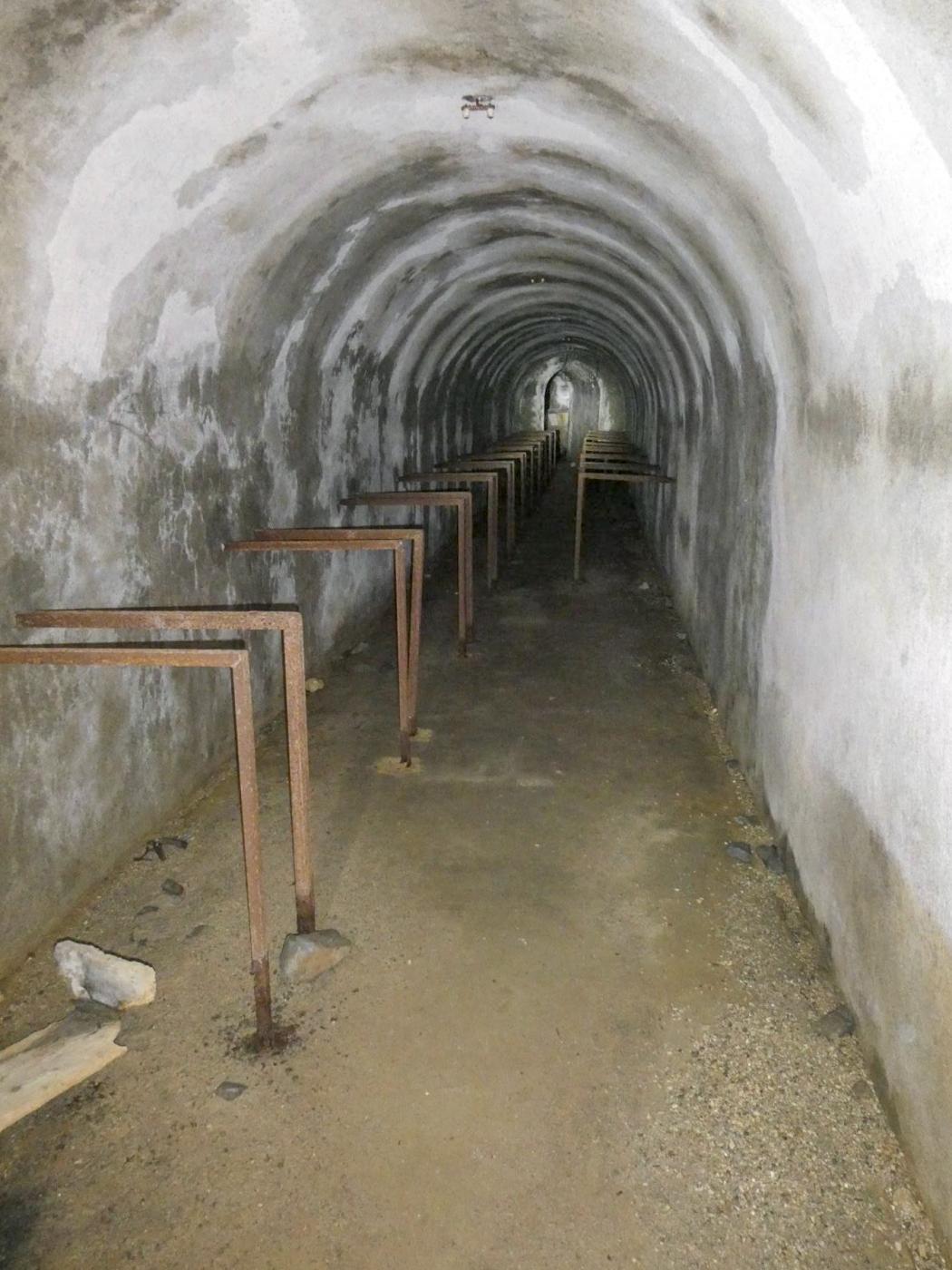 Ligne Maginot - COL DE BUFFERE - (Ouvrage d'infanterie) - Chambrée - ELLENA Daniel - CUNY Philippe