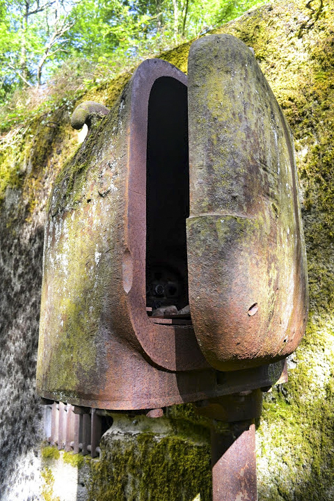 Ligne Maginot - BASSE PARTHE EST - C46 - (Casemate d'infanterie - Simple) - Le caisson blindé pour le projecteur - PAVEL Jan