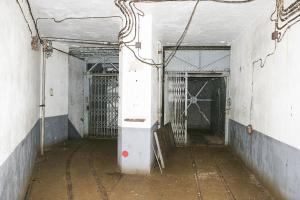 Ligne Maginot - BREHAIN - A6 - (Ouvrage d'artillerie) - Entrée munitions
La gare de l'étage supérieur, aprés la porte blindée et les monte-charges