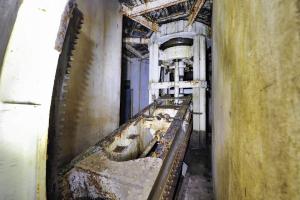 Ligne Maginot - BREHAIN - A6 (Ouvrage d'artillerie) - Bloc 6
Tourelle de 75mm mle 33
Le balancier à contrepoids