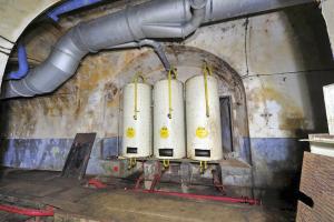 Ligne Maginot - BREHAIN - A6 - (Ouvrage d'artillerie) - L'usine électrique
Les réserves d'huile moteur