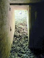 Ligne Maginot - RUE DES HORBES - (Abri) - Entrée
Noter la trace de gonds